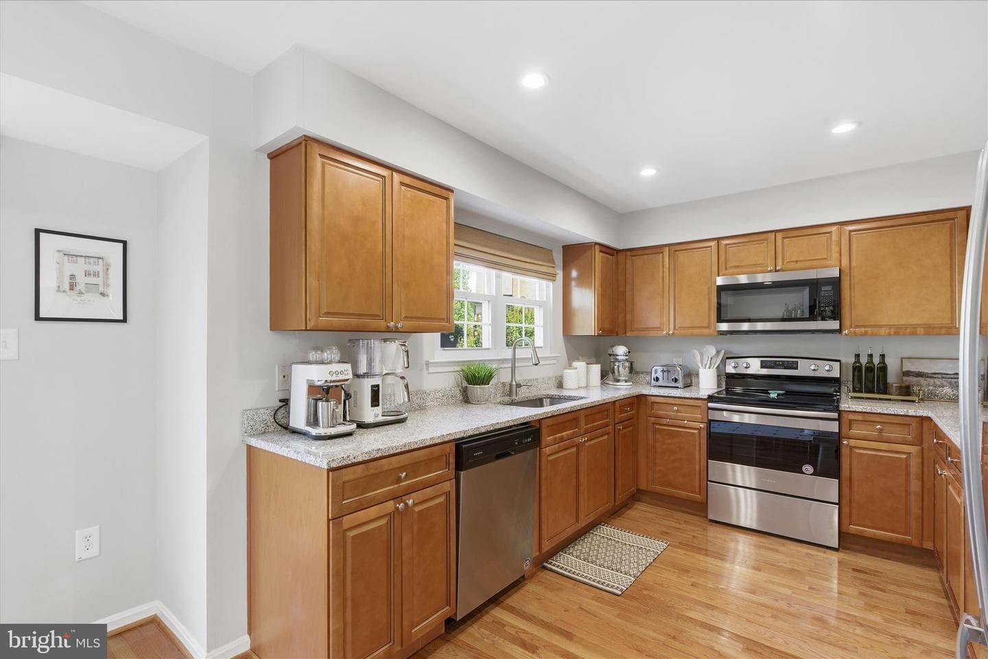 6006 Keble Drive photo 13