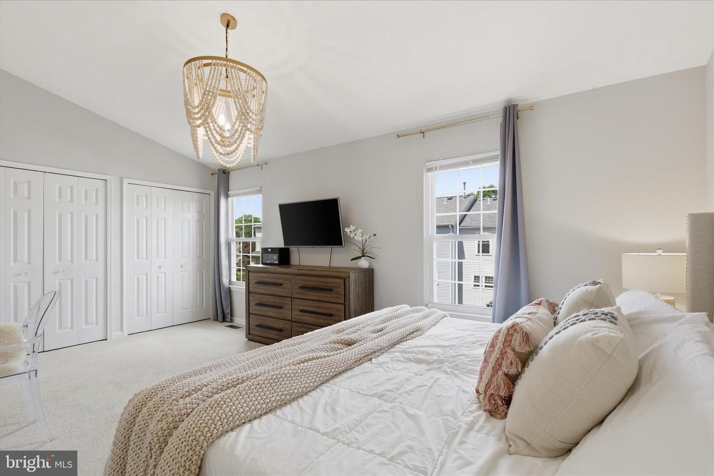 6006 Keble Drive photo 22