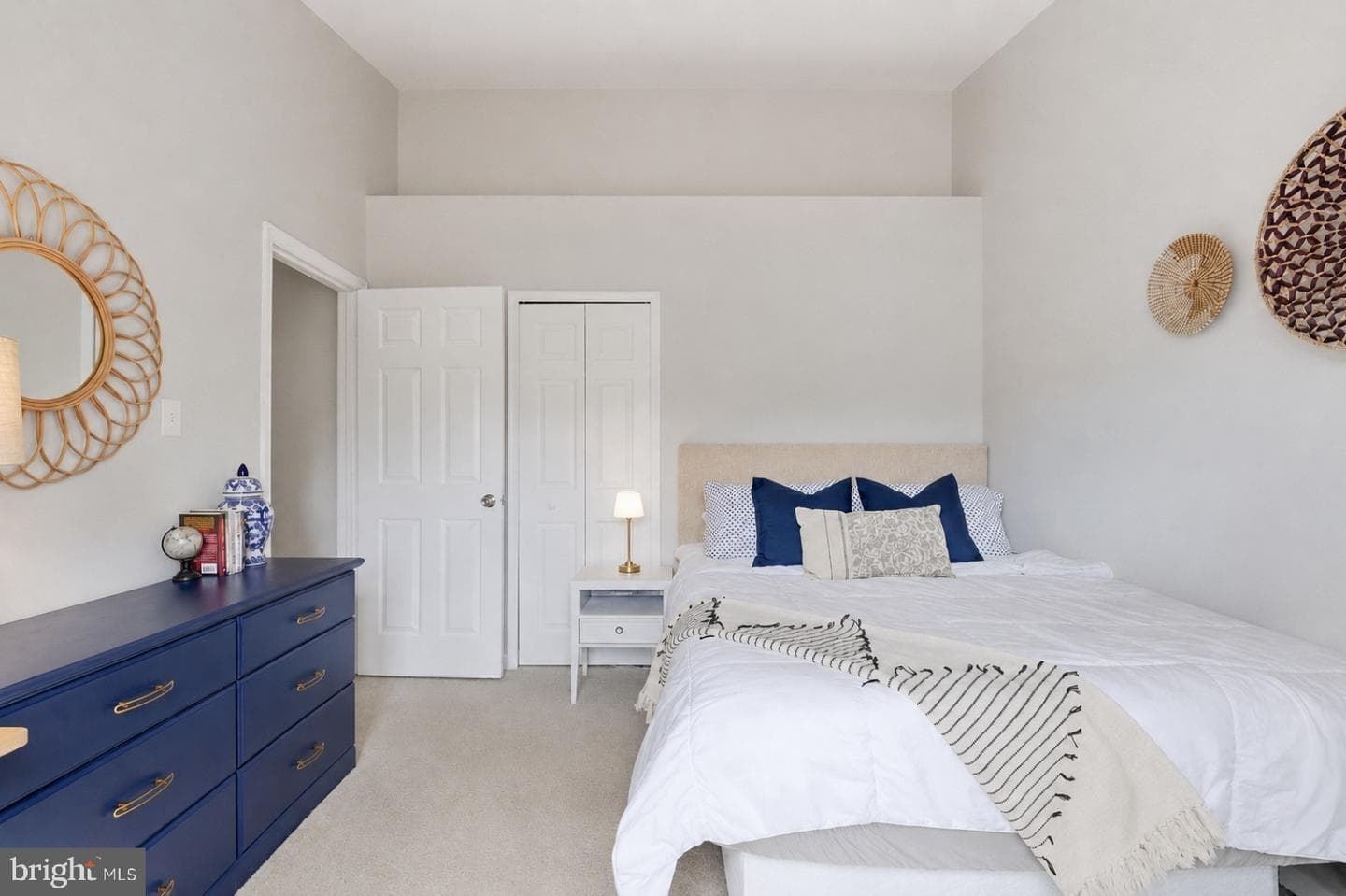 6006 Keble Drive photo 30