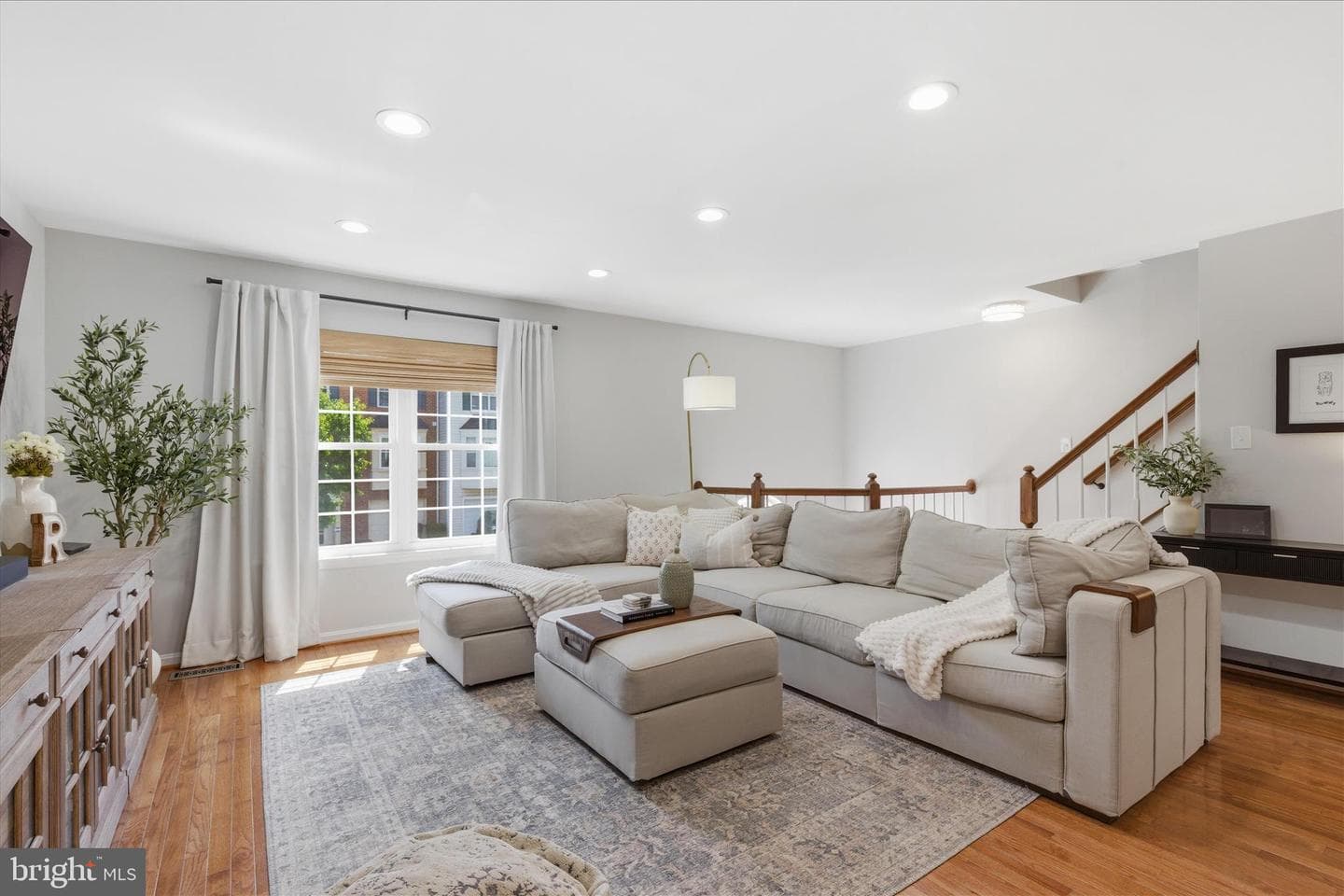 6006 Keble Drive photo 9
