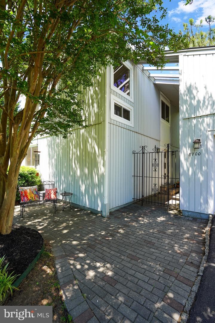 8700 Linton Lane photo 42