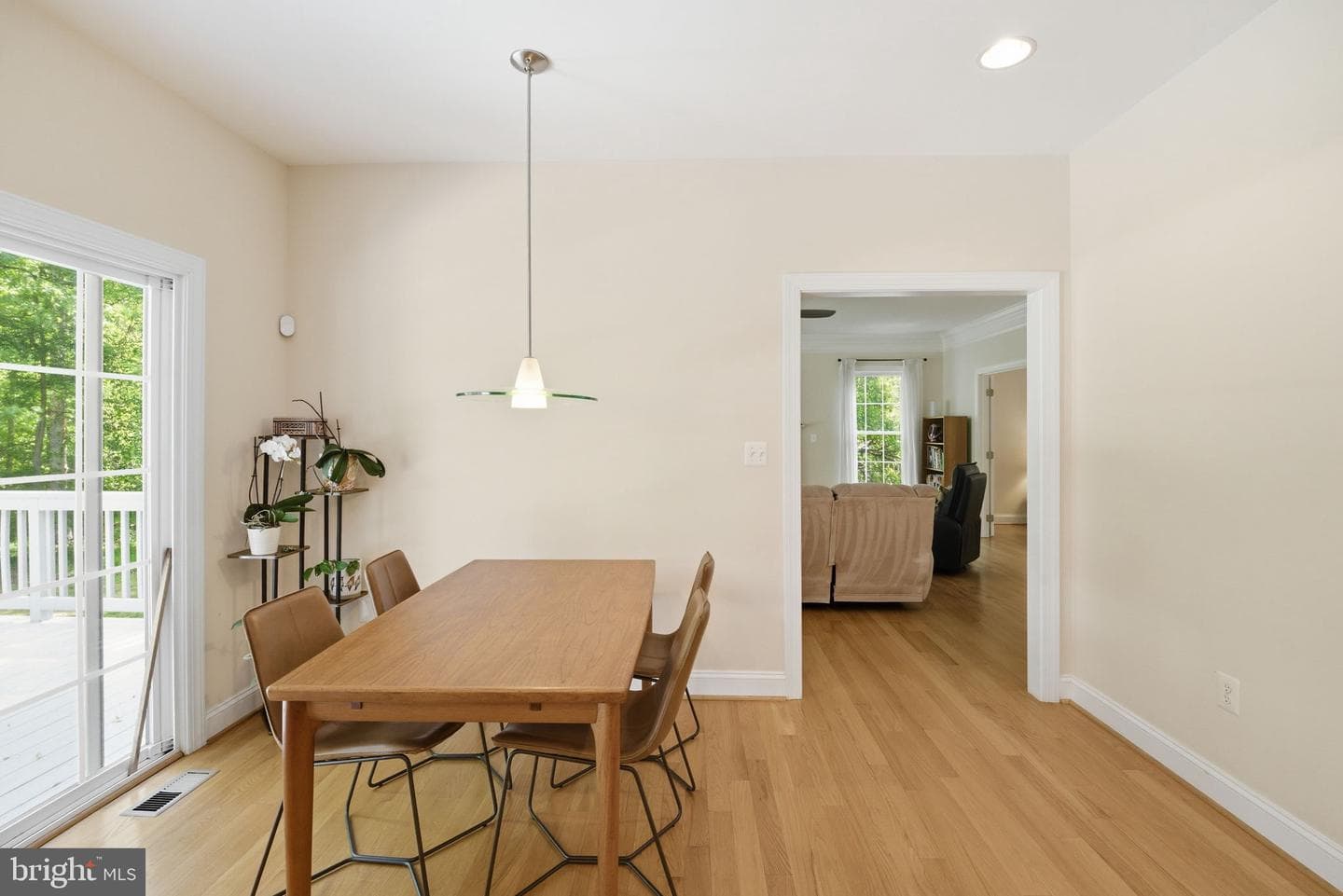 8104 Revatom Court photo 24