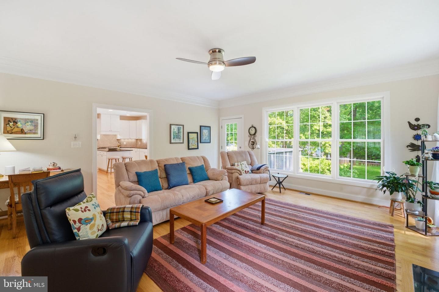 8104 Revatom Court photo 28