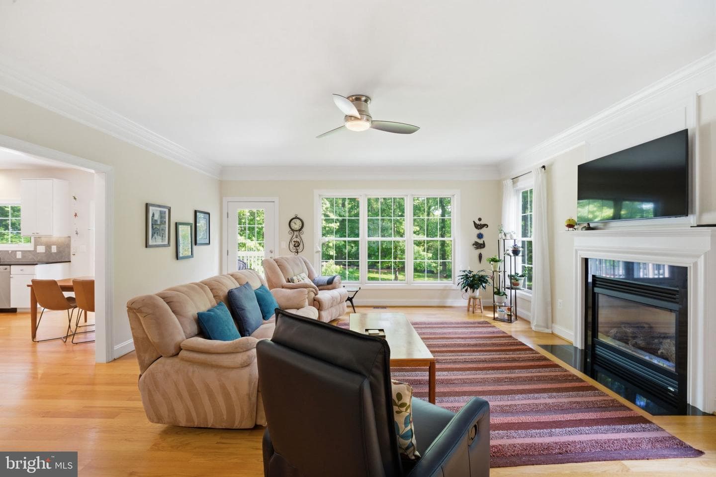 8104 Revatom Court photo 29