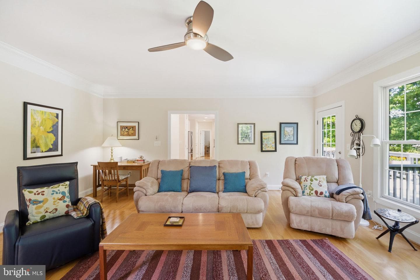 8104 Revatom Court photo 4