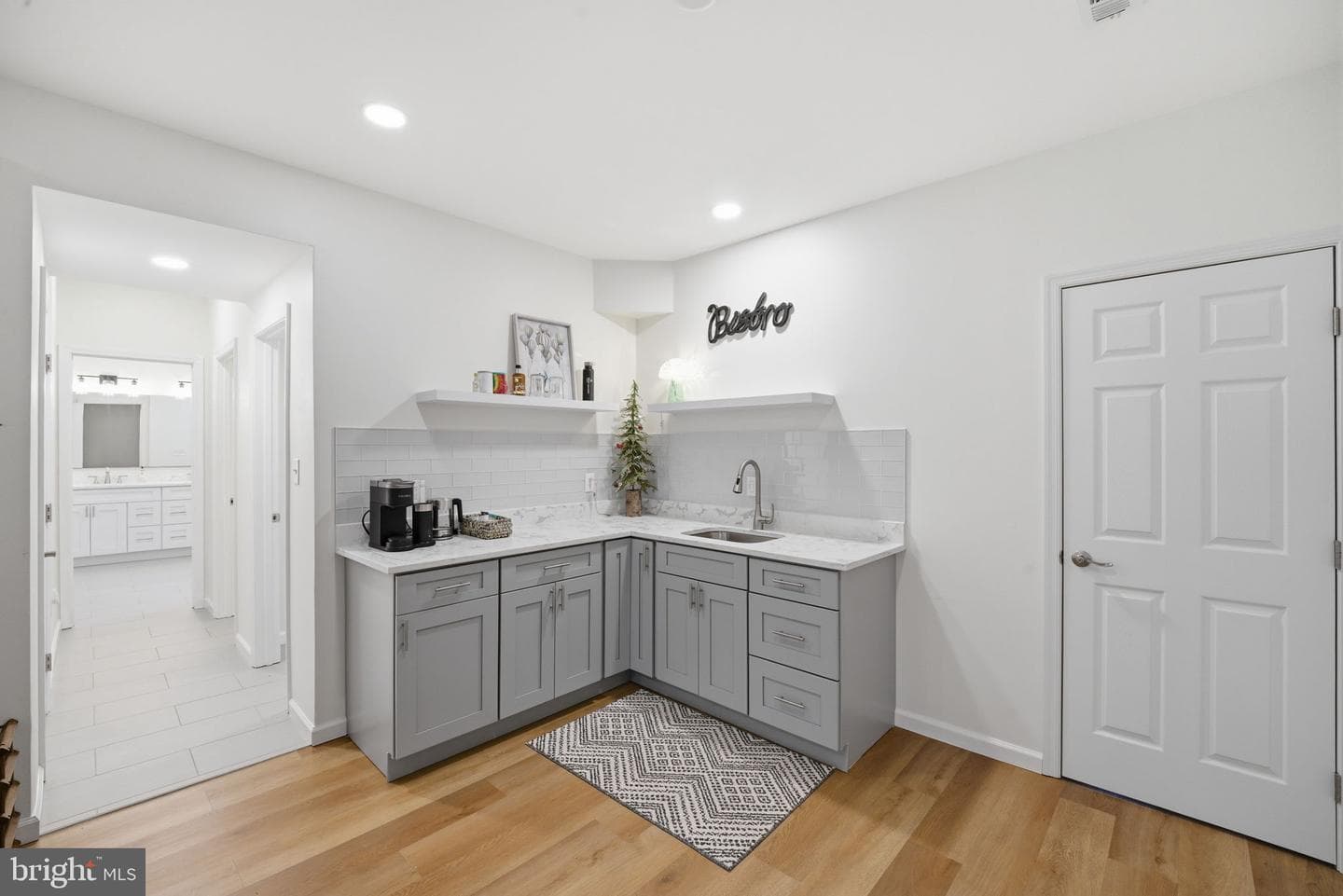8104 Revatom Court photo 60