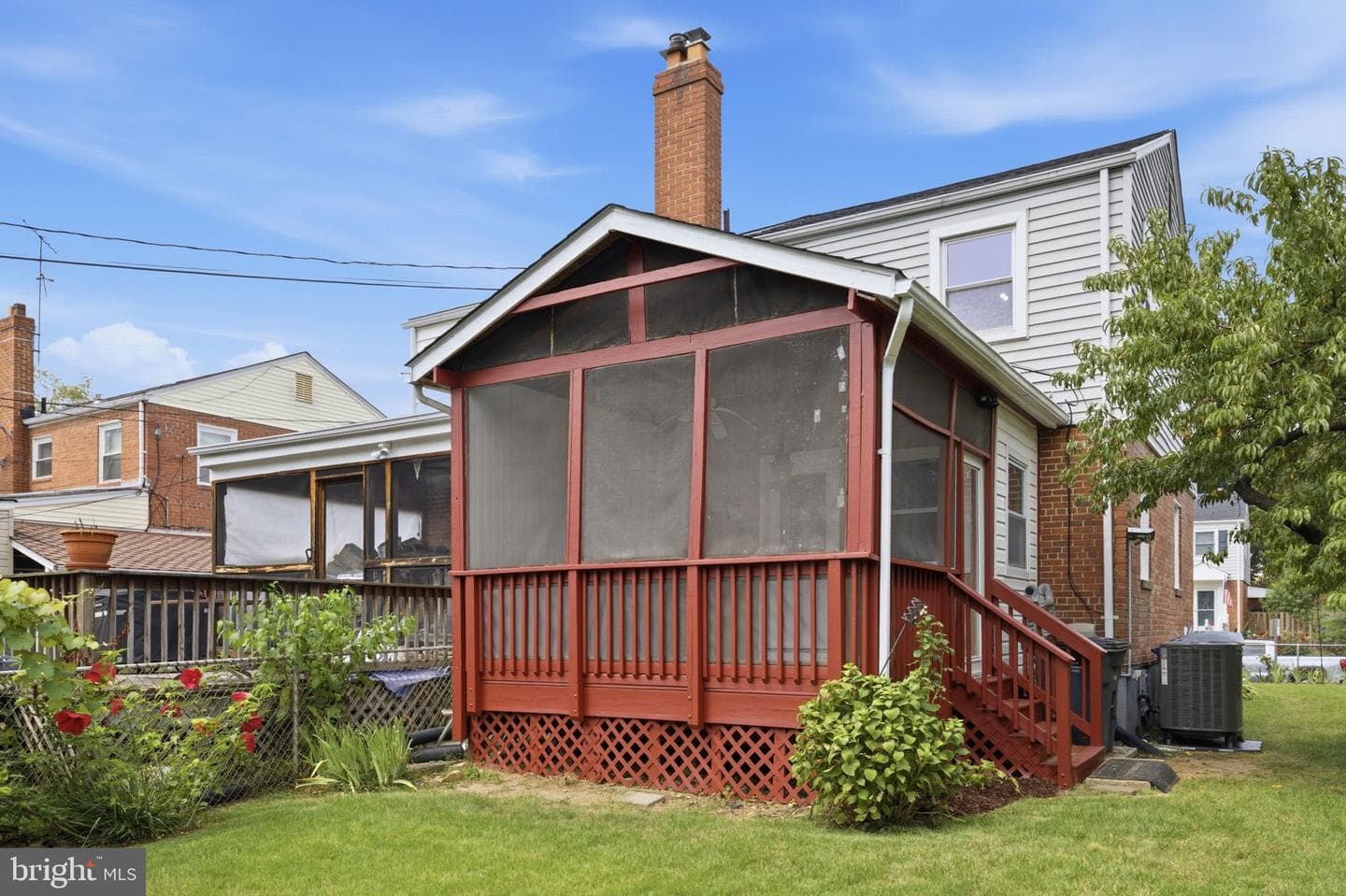 2033 Arlington Terrace photo 54