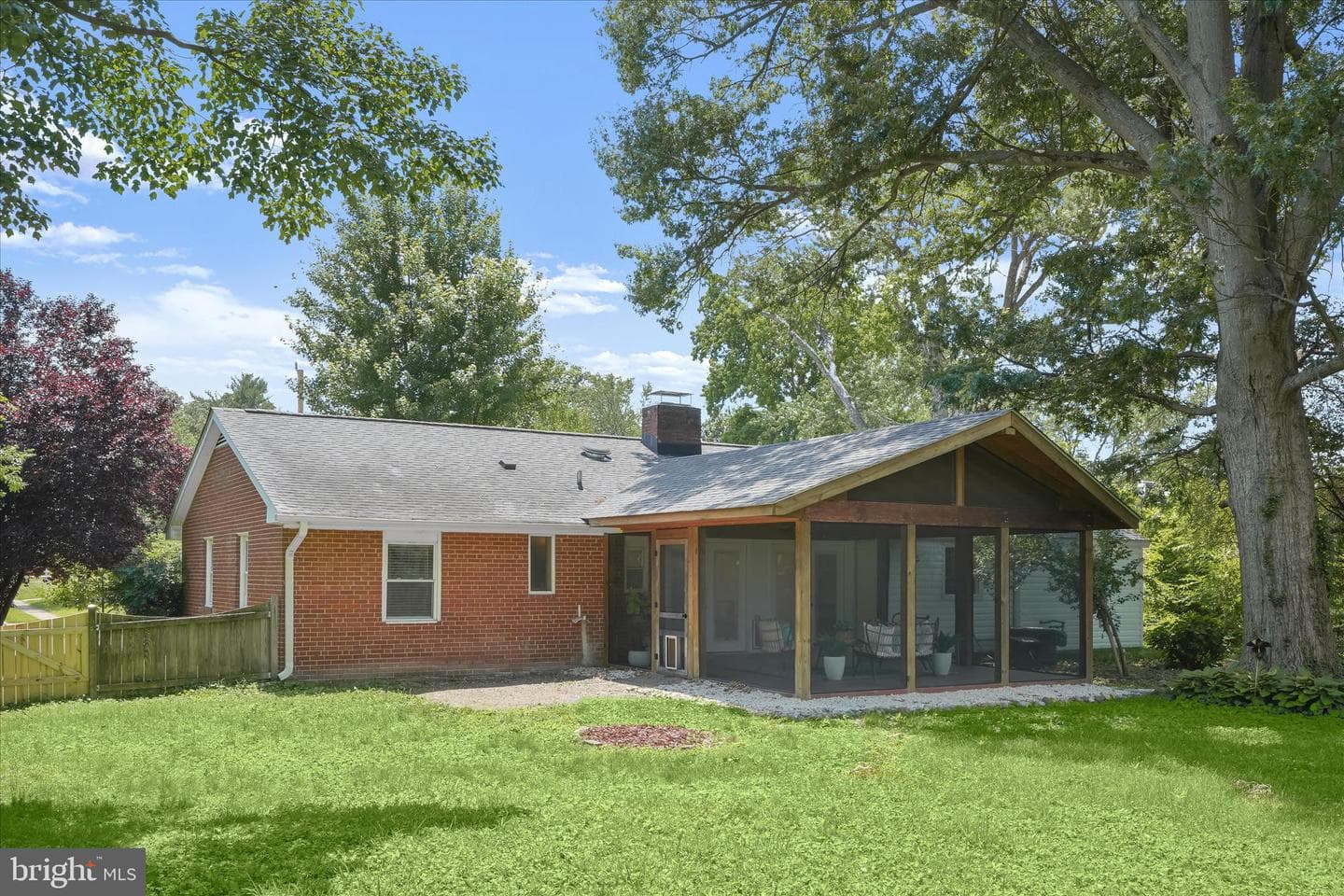 7422 Axton Street photo 32