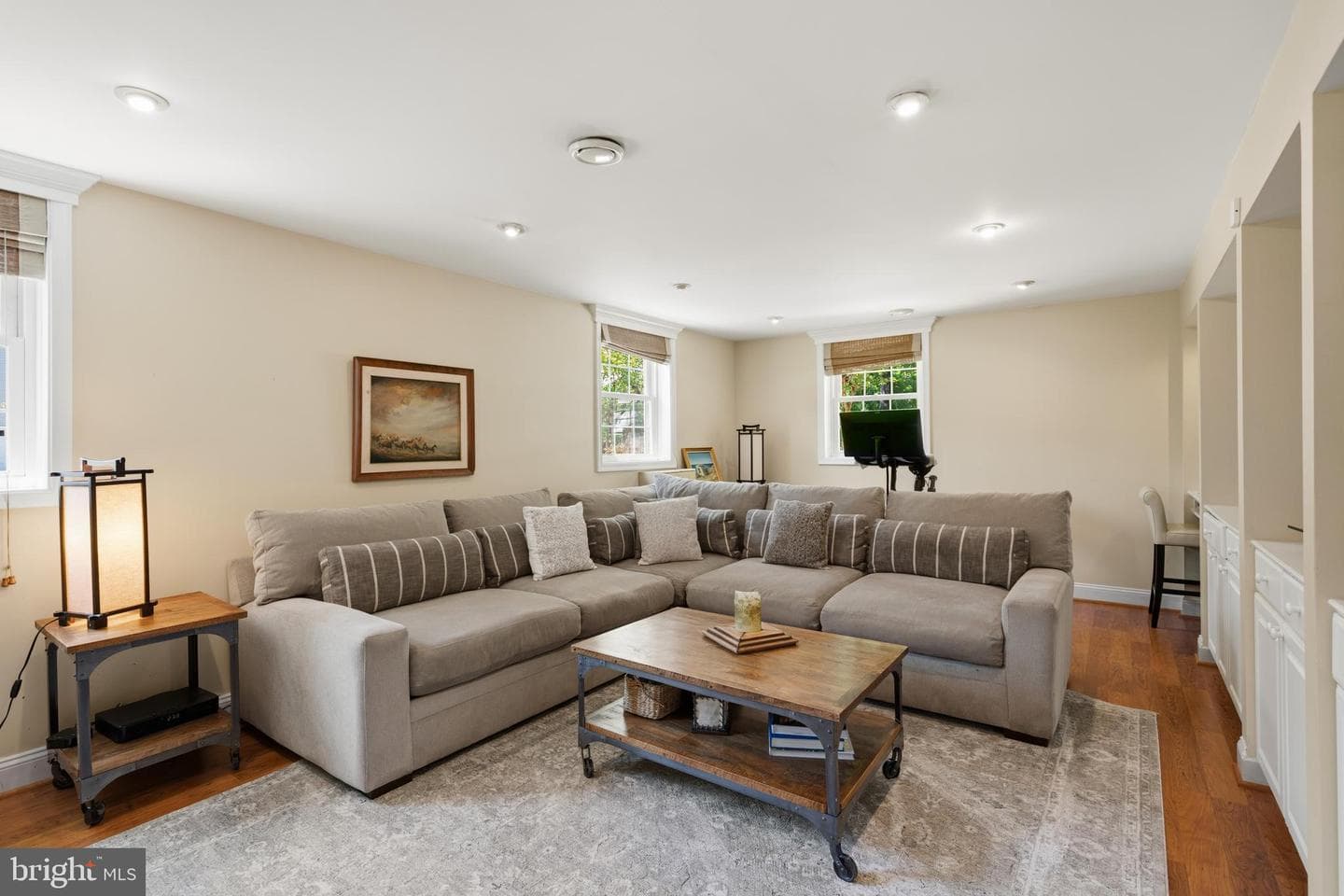 8611 Cyrus Place photo 29