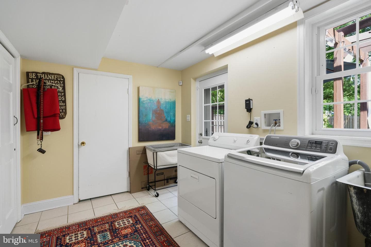 8611 Cyrus Place photo 33