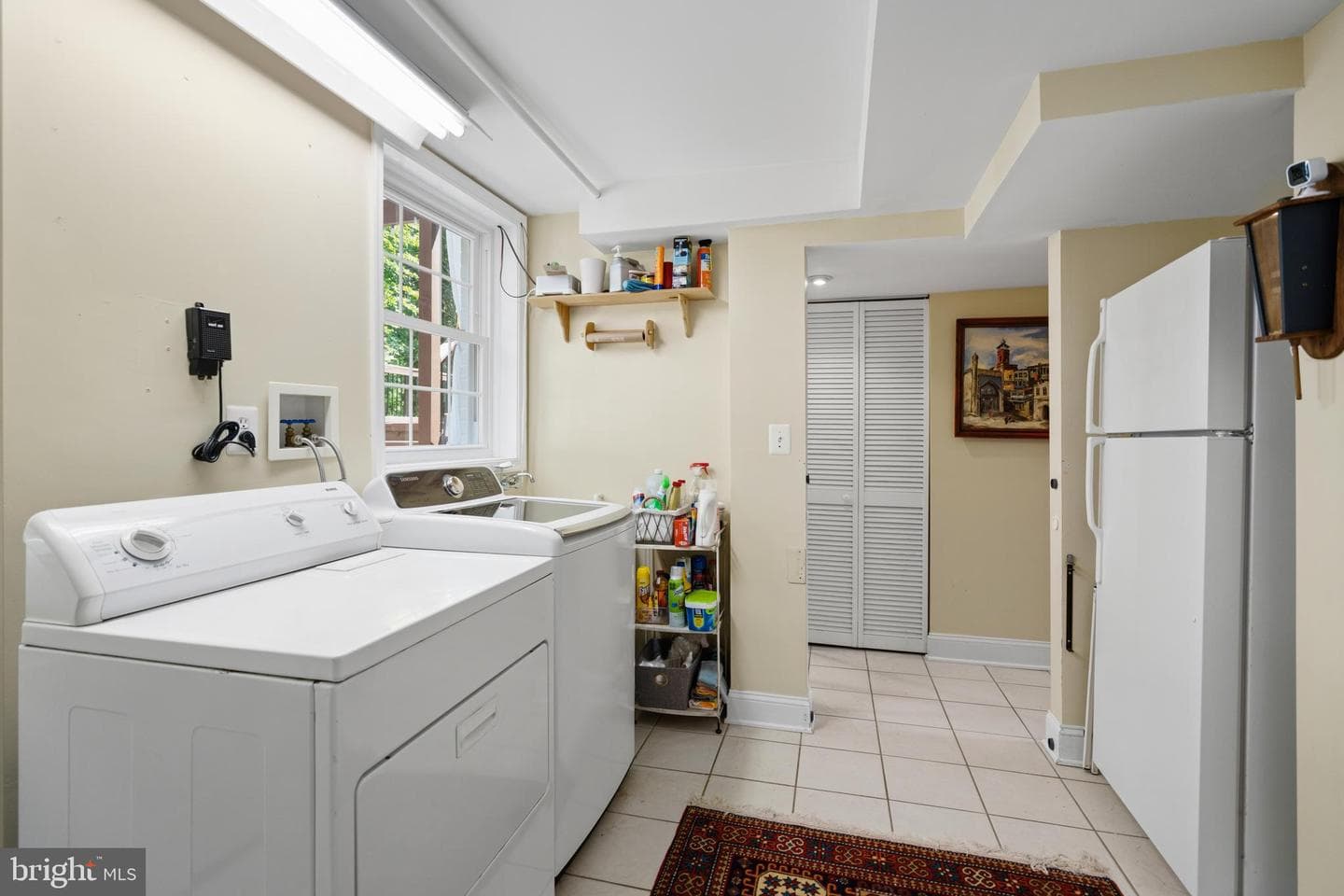 8611 Cyrus Place photo 34