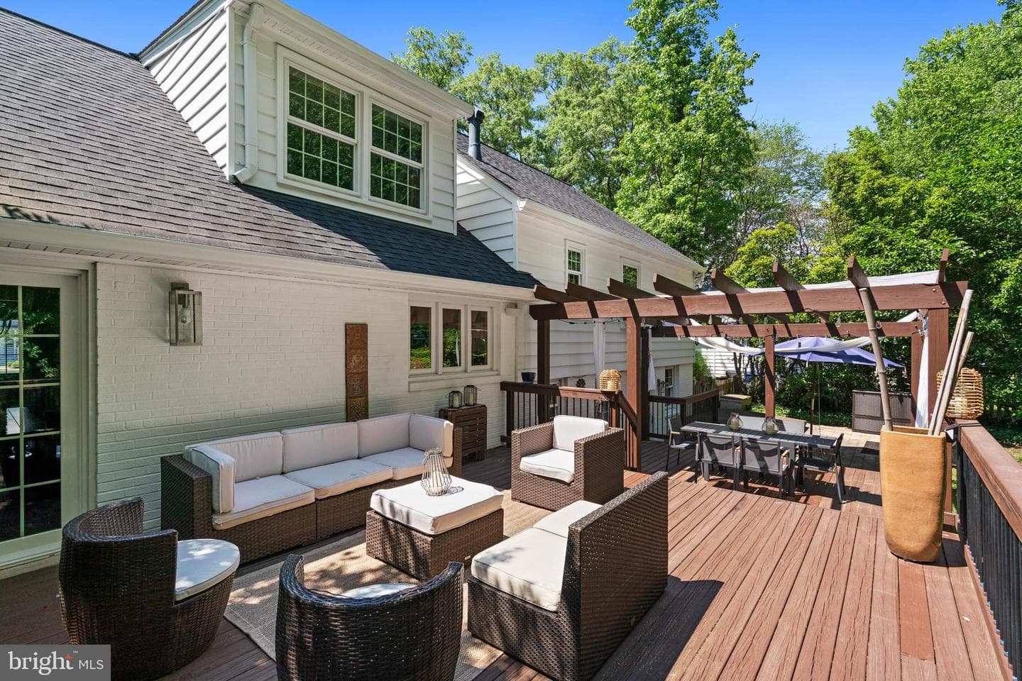 8611 Cyrus Place photo 36