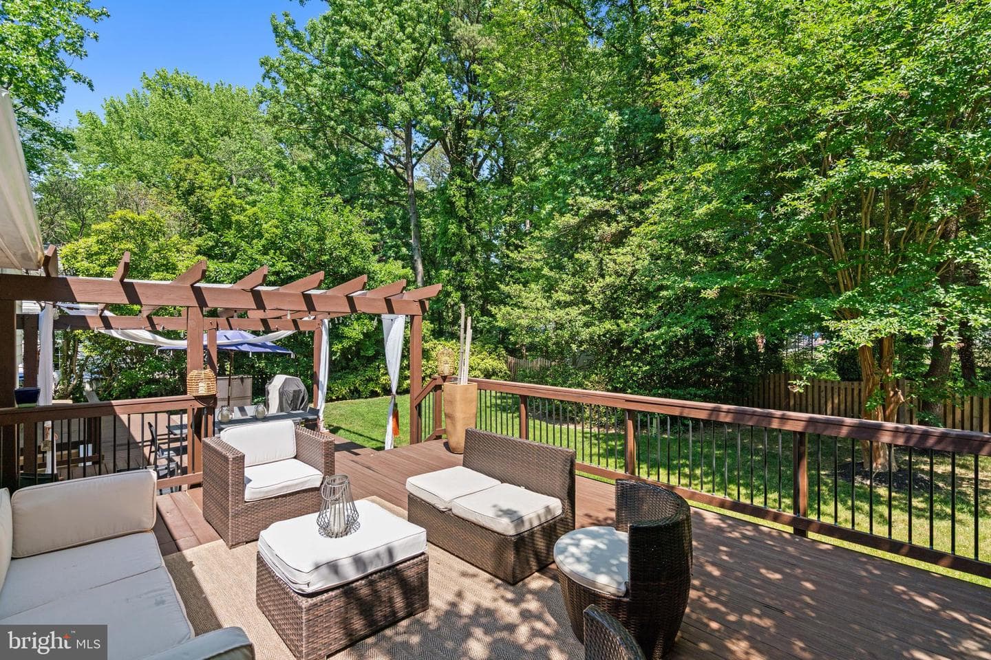 8611 Cyrus Place photo 37