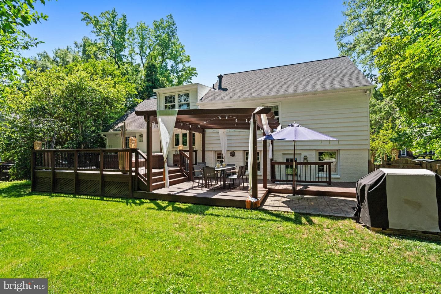 8611 Cyrus Place photo 42