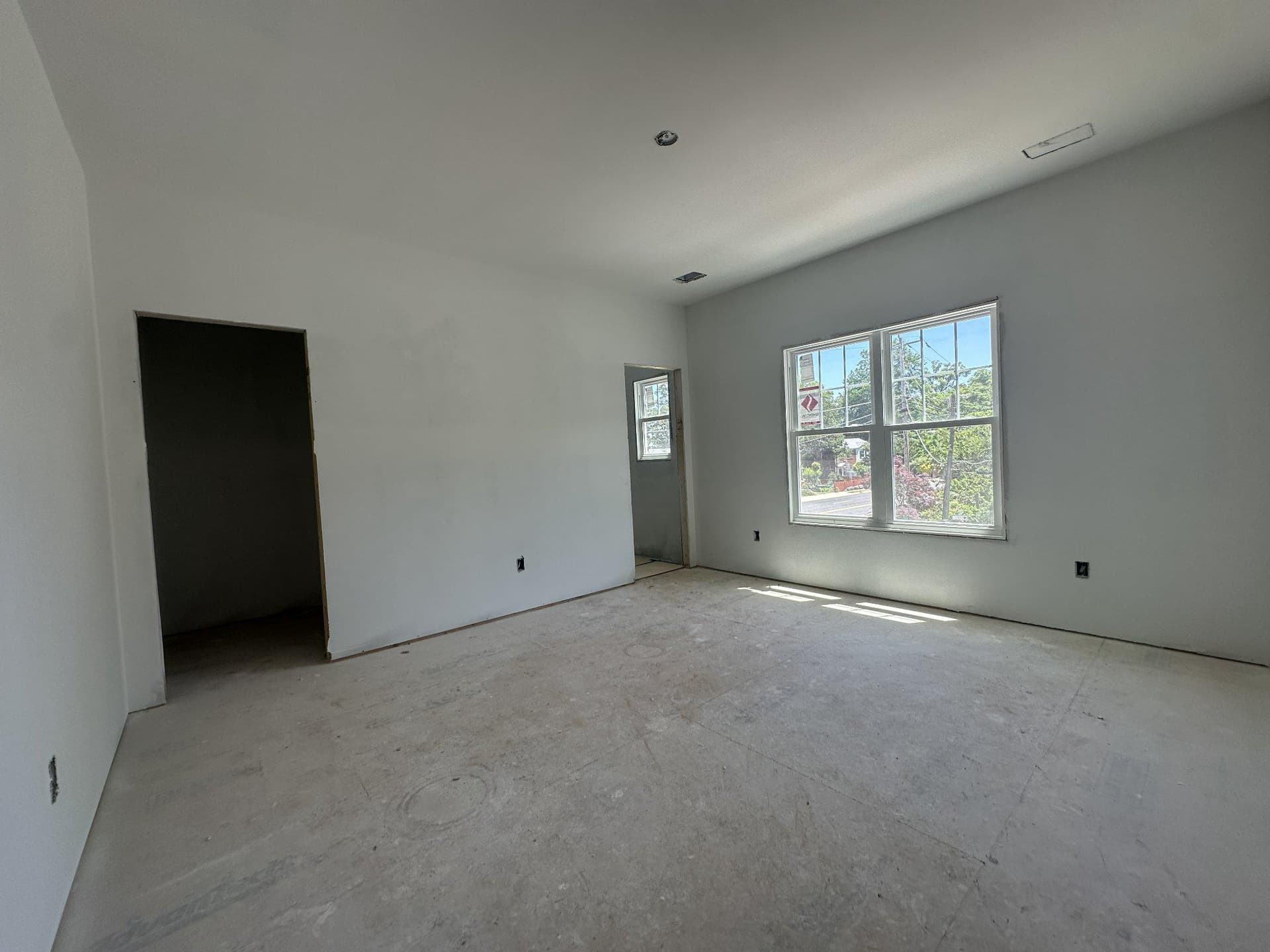 2221 Huntington Avenue photo 18