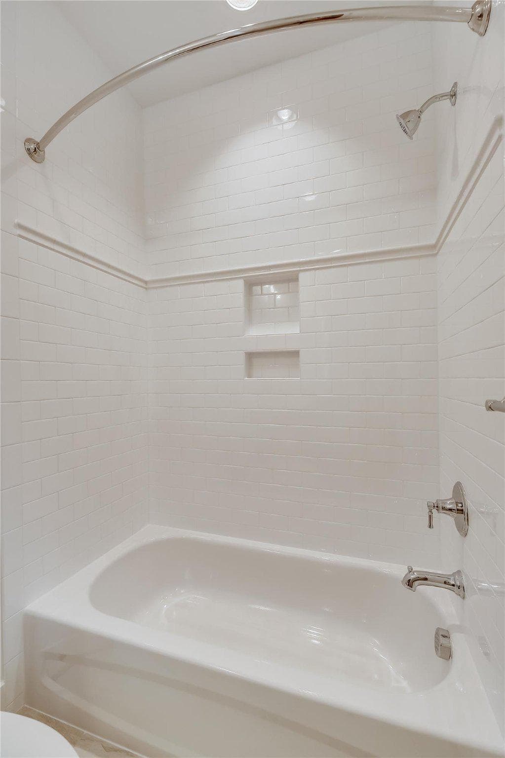 2221 Huntington Avenue photo 22