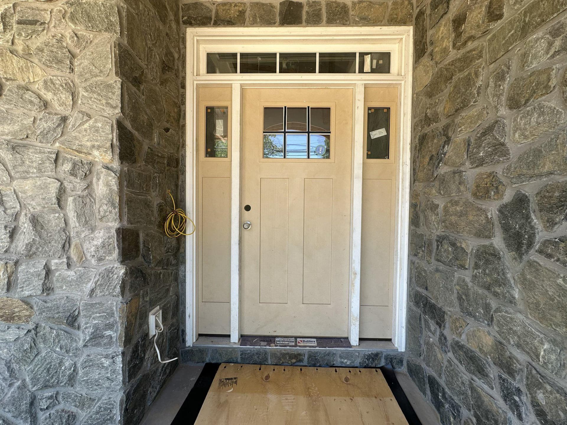 2221 Huntington Avenue photo 3