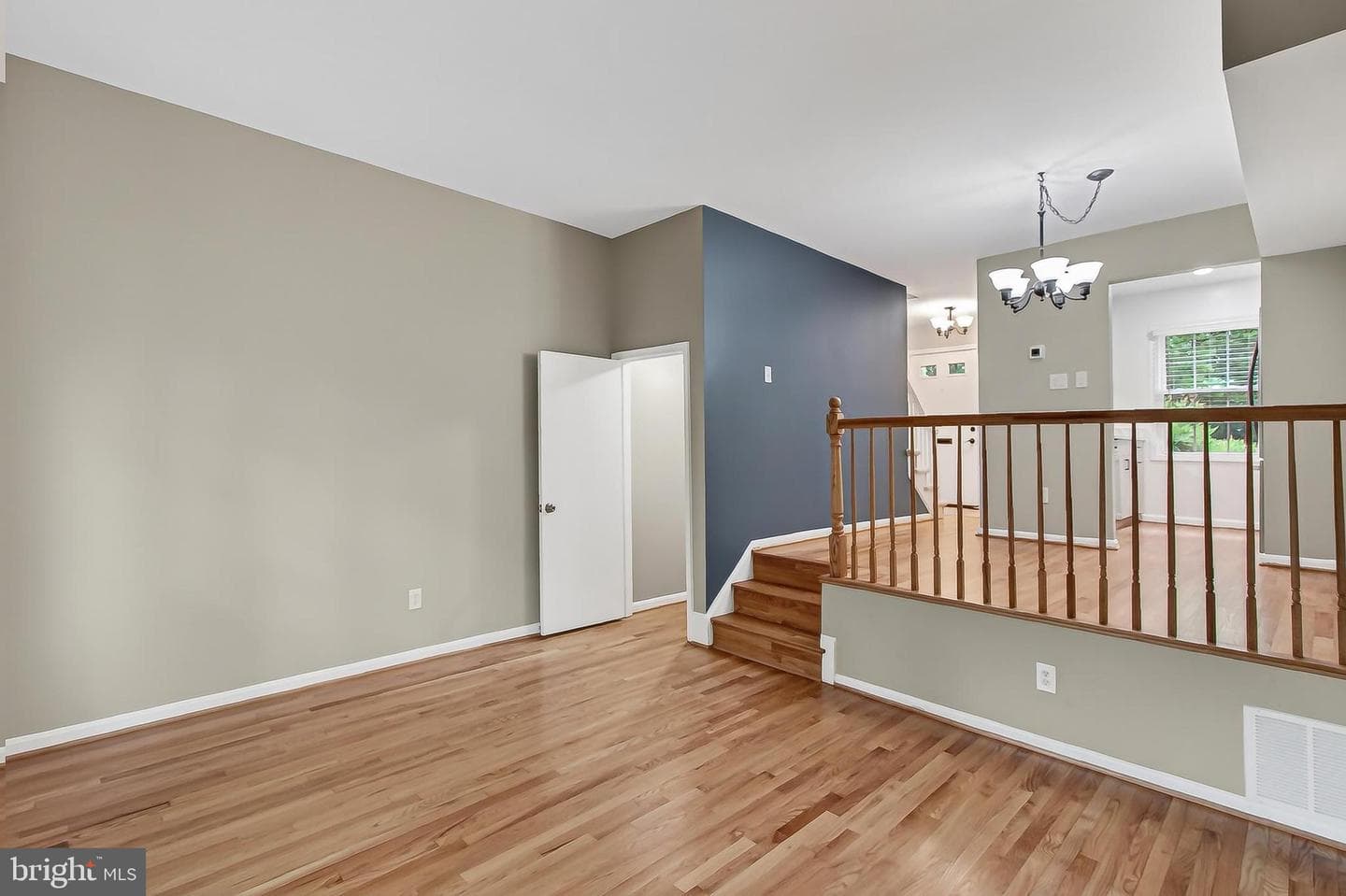 5833 Royal Ridge Drive #943 photo 10