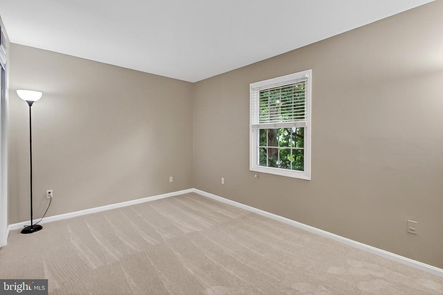 5833 Royal Ridge Drive #943 photo 22