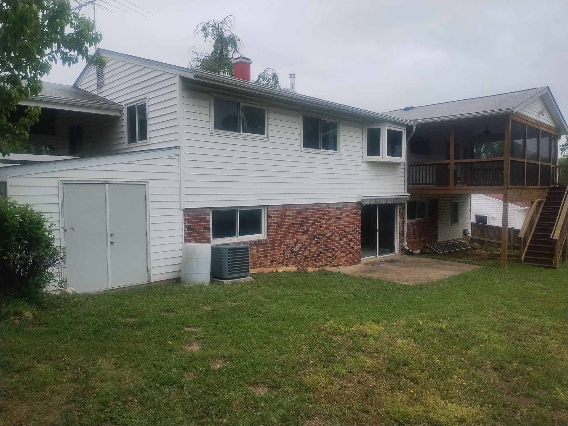 5008 Regina Drive photo 3