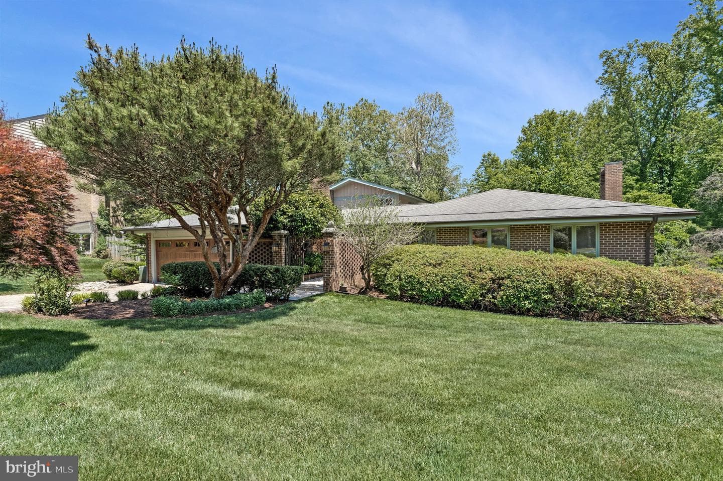 6952 Kyleakin Court, Mclean