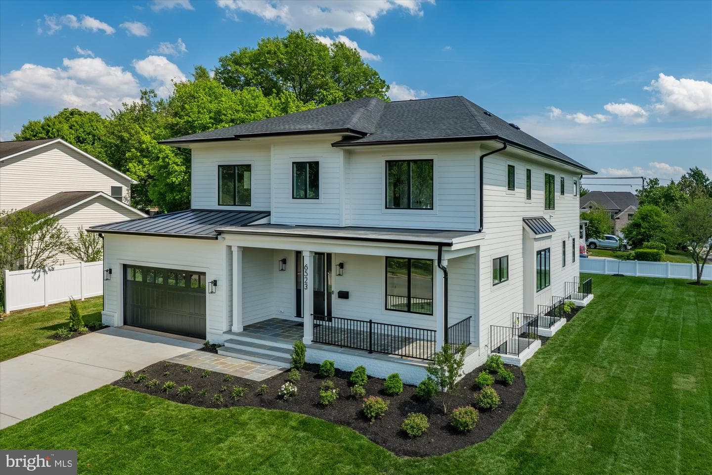 6523 Elmhirst Drive photo 8
