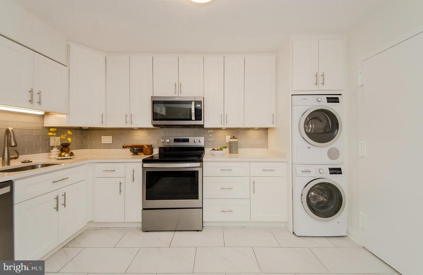 1800 Old Meadow Road #1018 photo 13