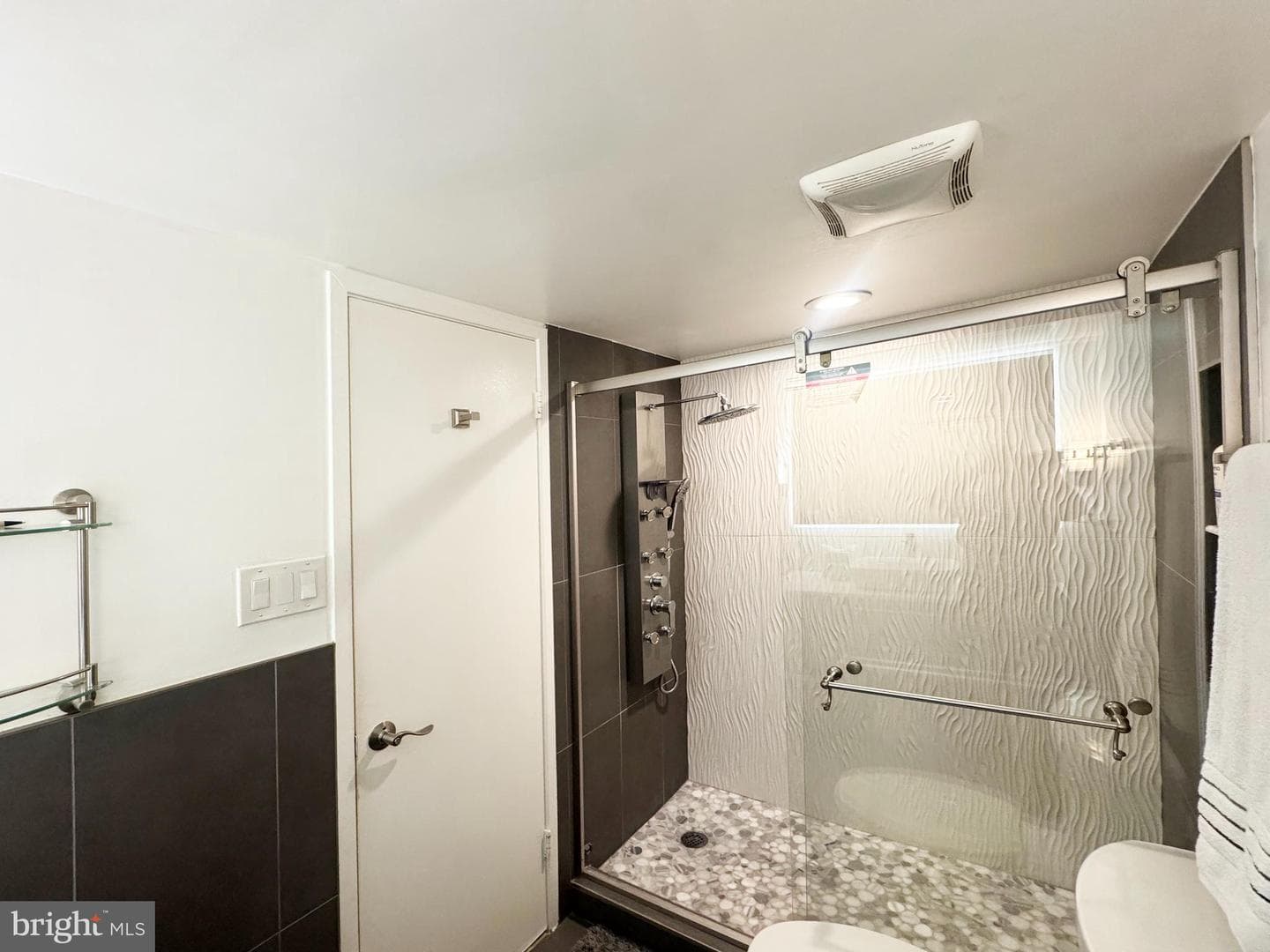 1800 Old Meadow Road #713 photo 17