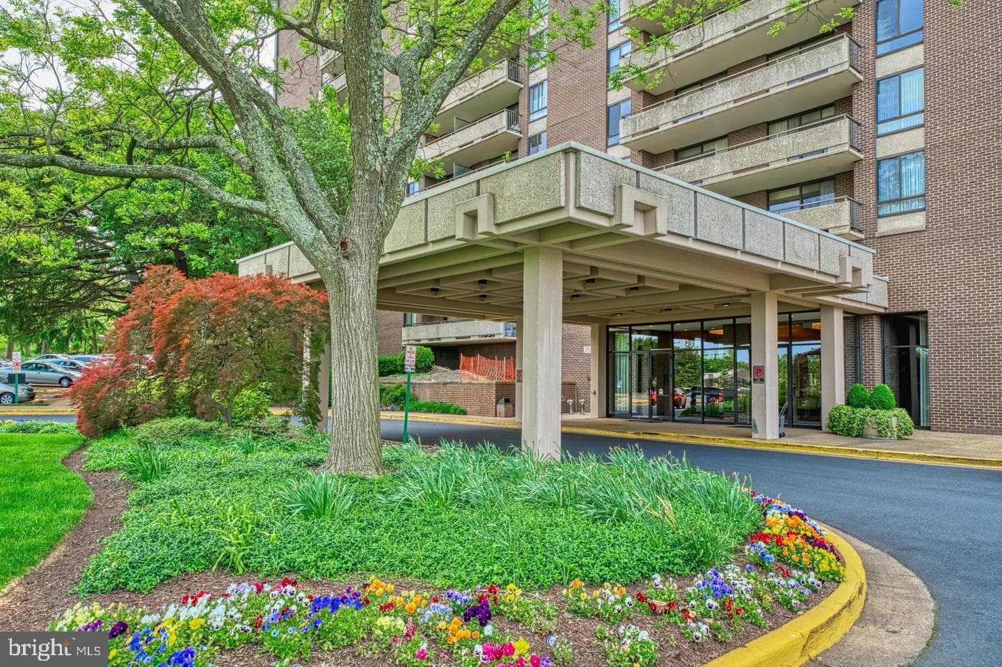 1800 Old Meadow Road #713, Mclean