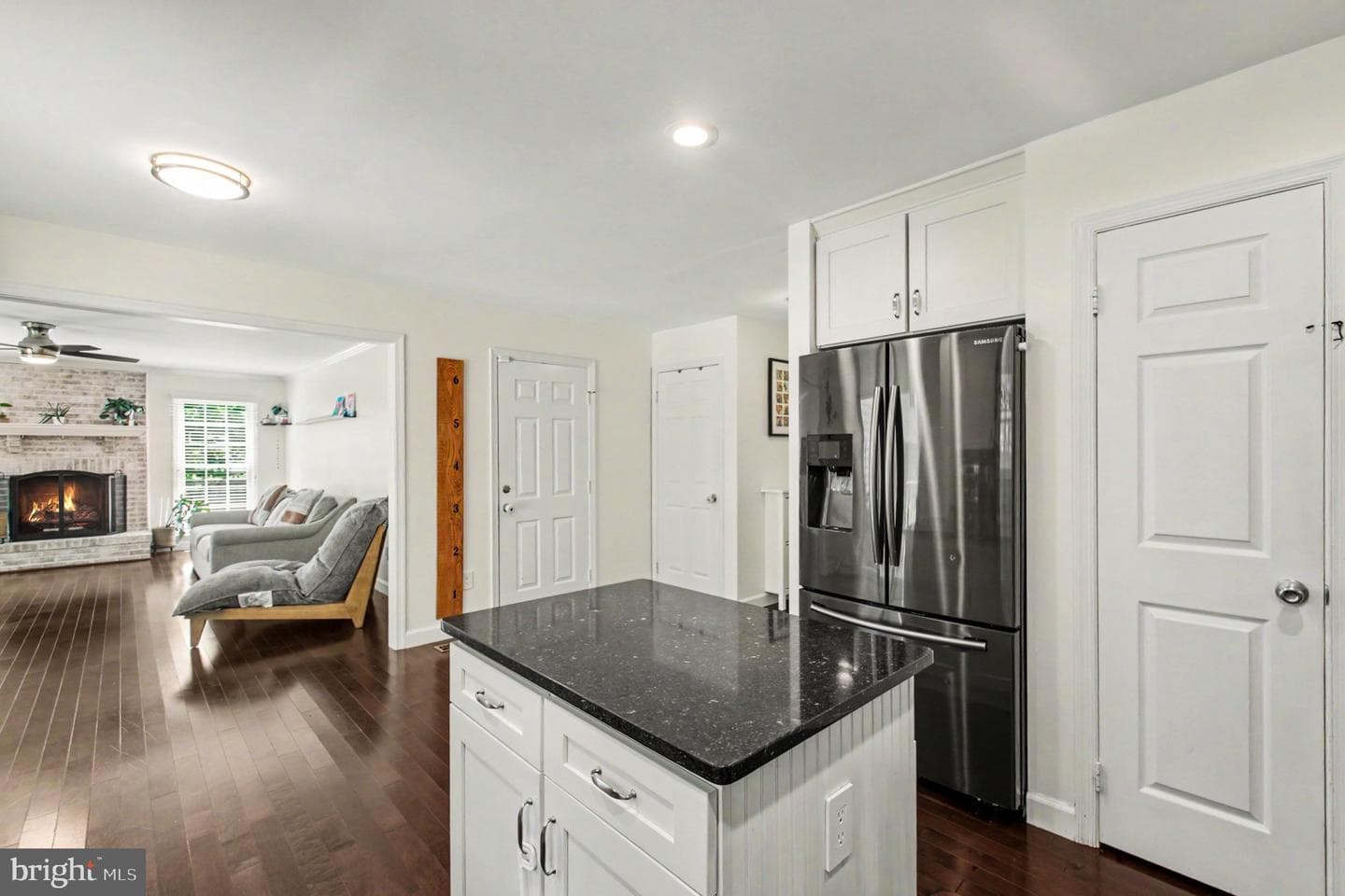 8019 Oak Bridge Lane photo 11
