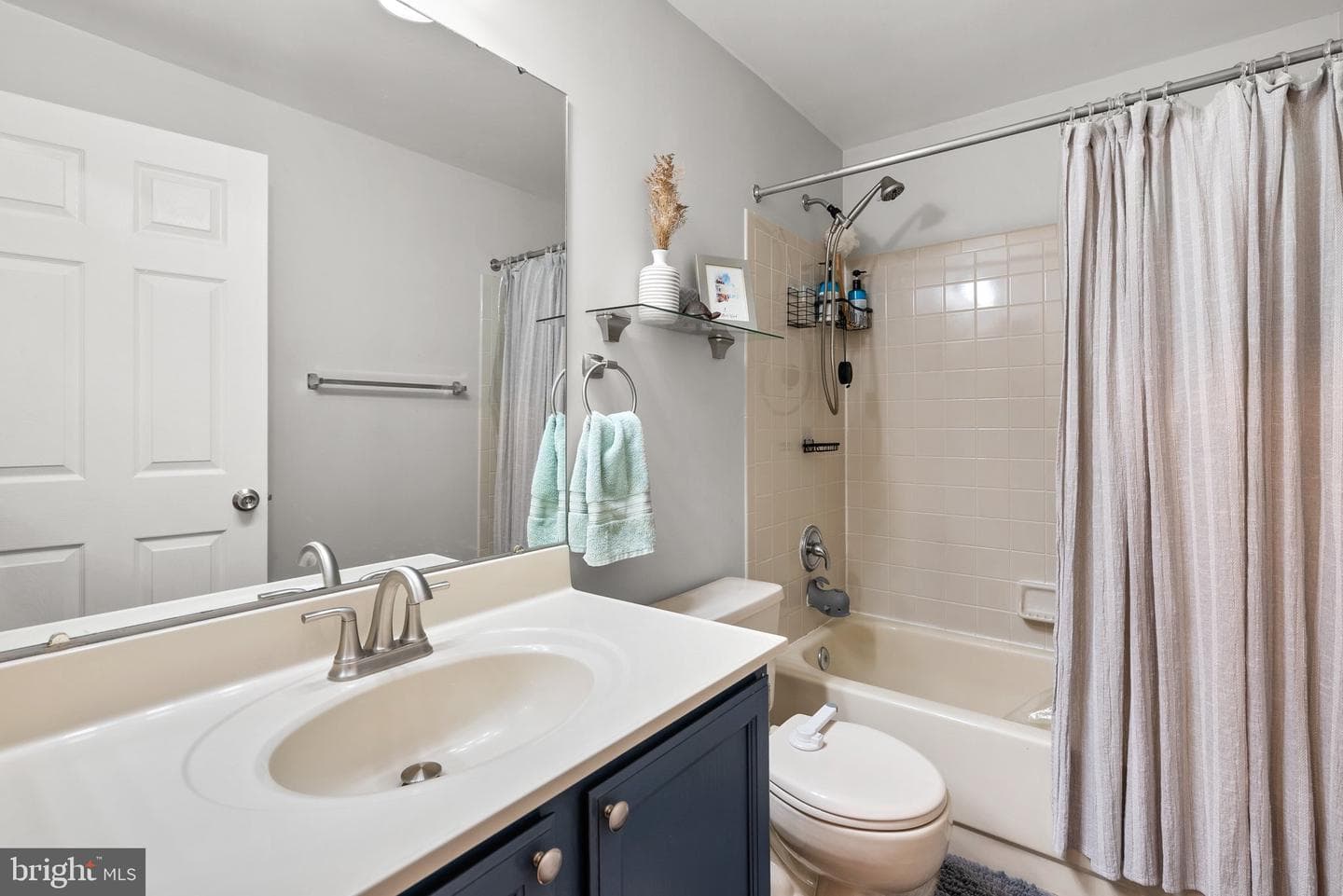 6592 Skylemar Trail photo 12