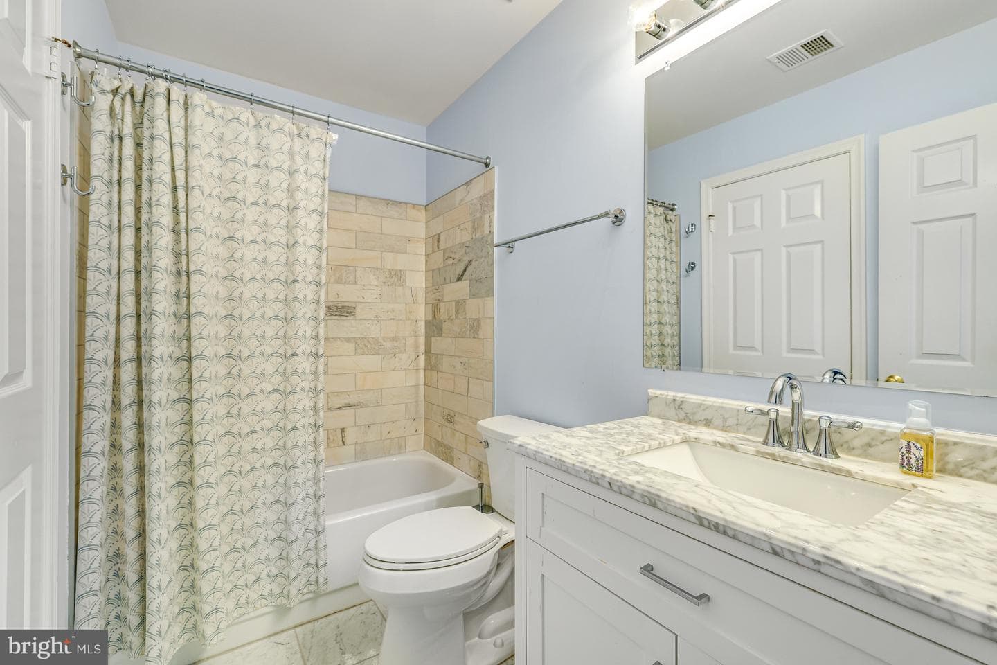 1104 Safa Street photo 59