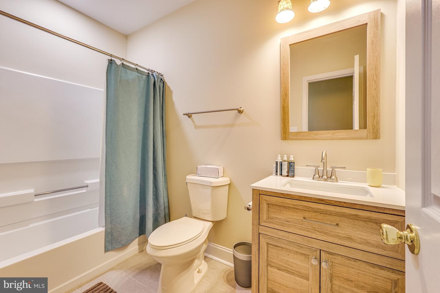 1104 Safa Street photo 67