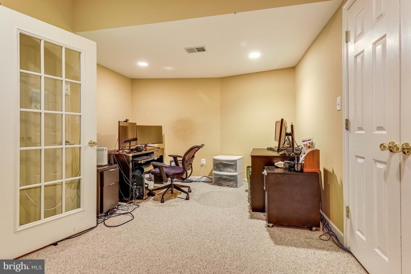 1104 Safa Street photo 68