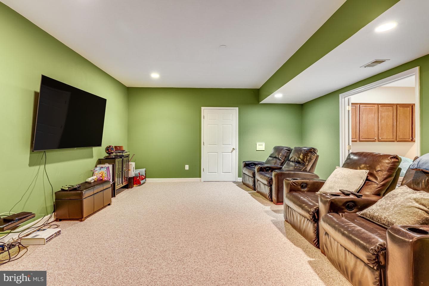 1104 Safa Street photo 72