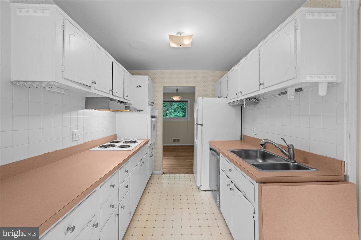 7809 Killebrew Drive photo 8