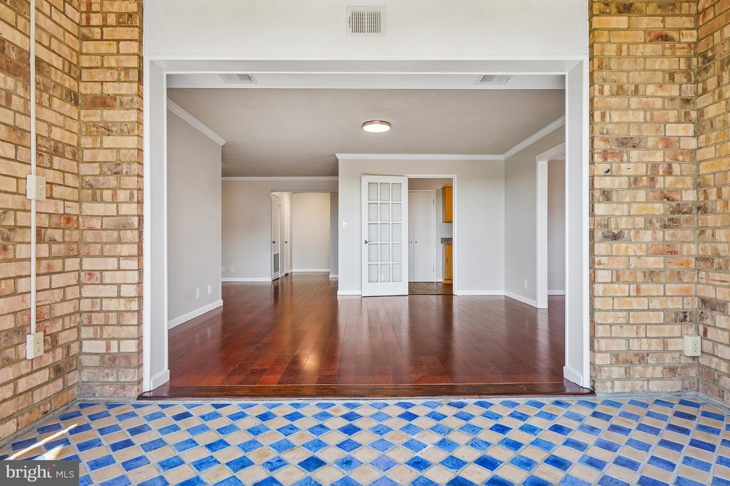 5901 Mount Eagle Drive #1005 photo 20