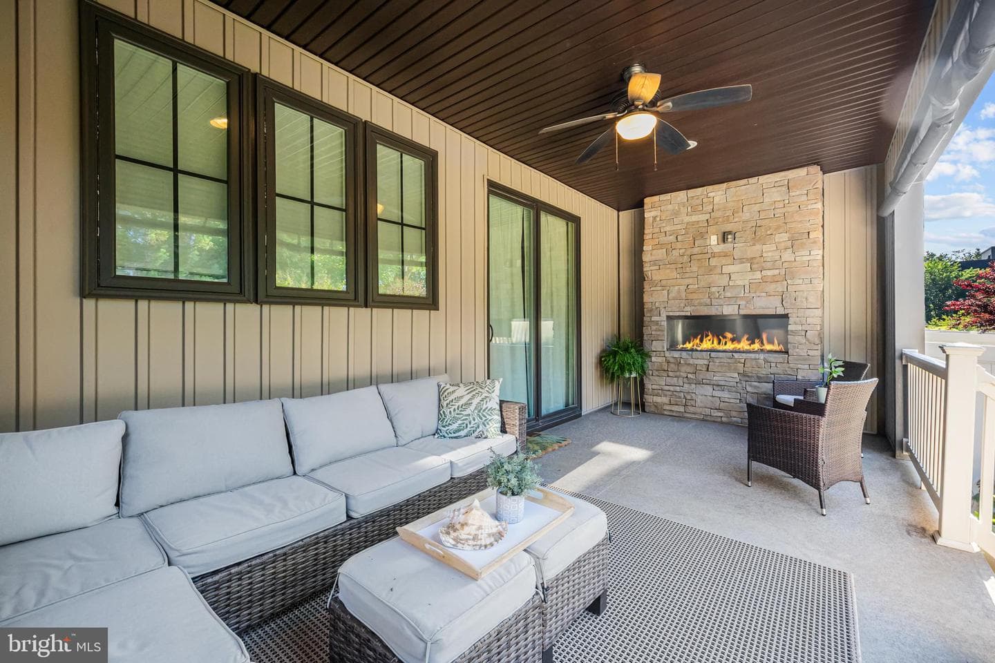 9253 Wood Violet Court photo 13