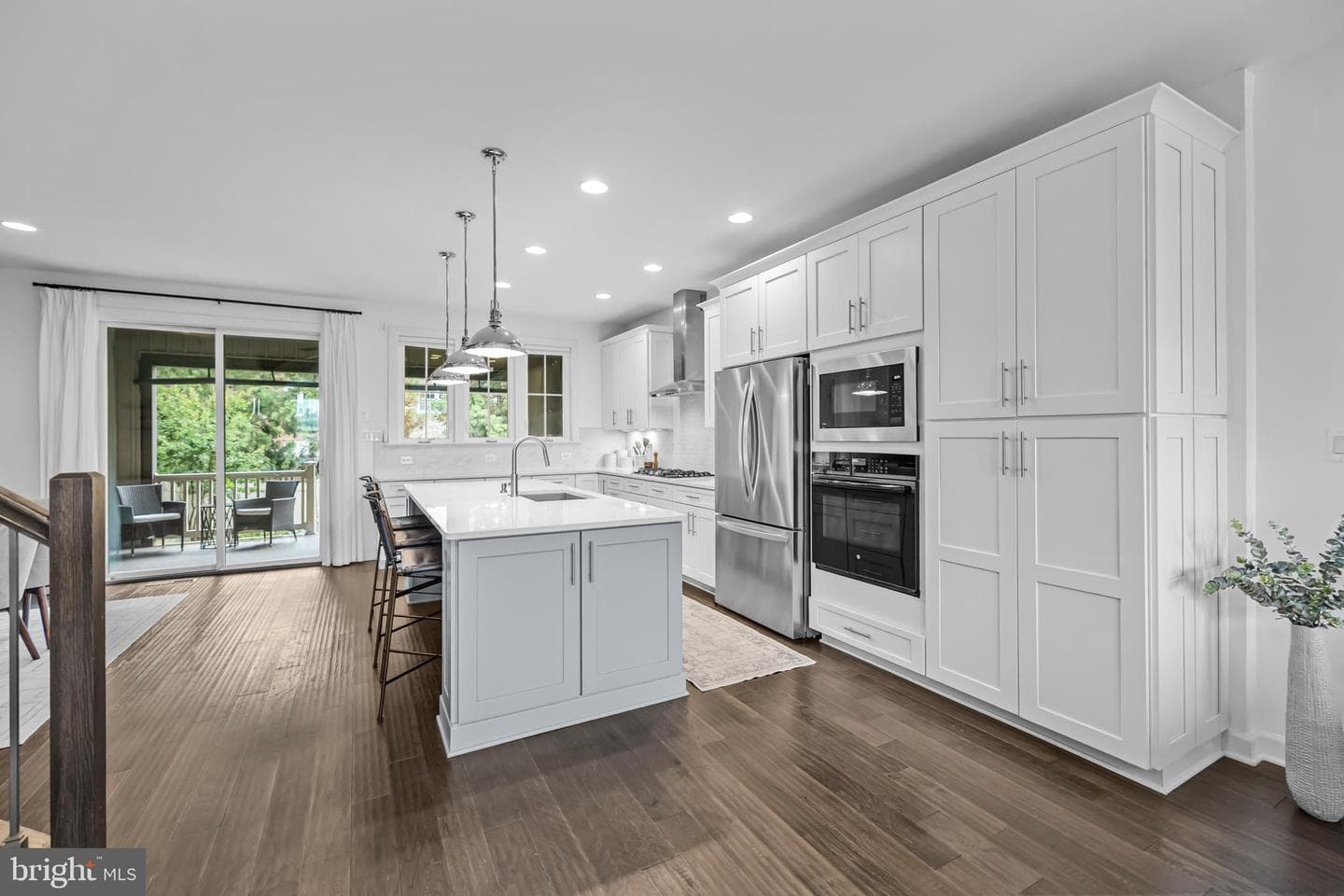 9253 Wood Violet Court photo 4