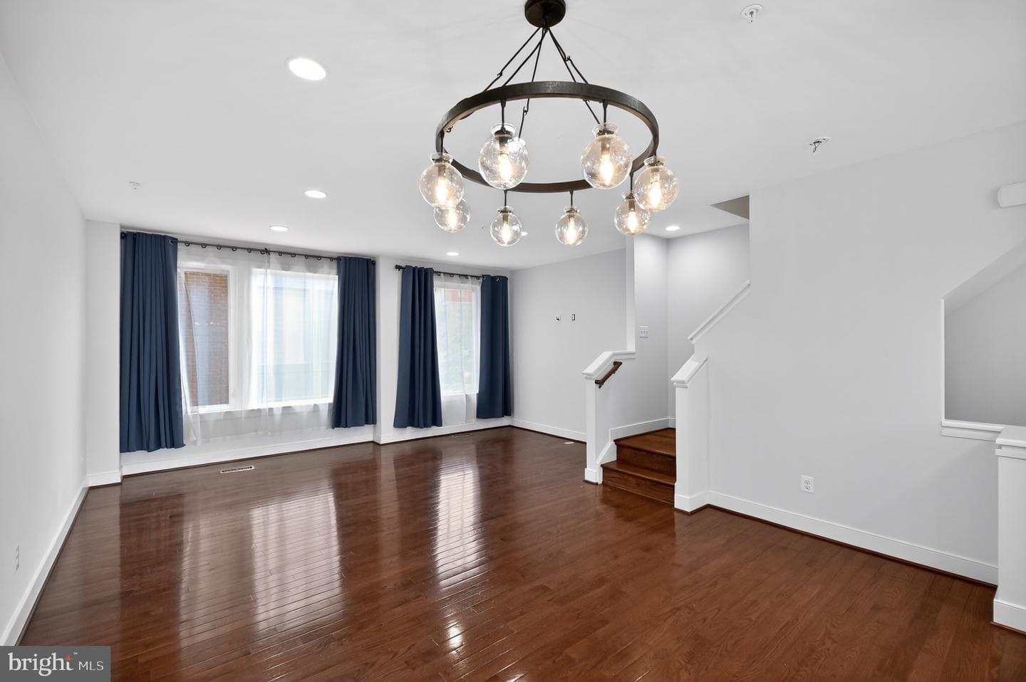 8319 Looking Glass Way photo 12