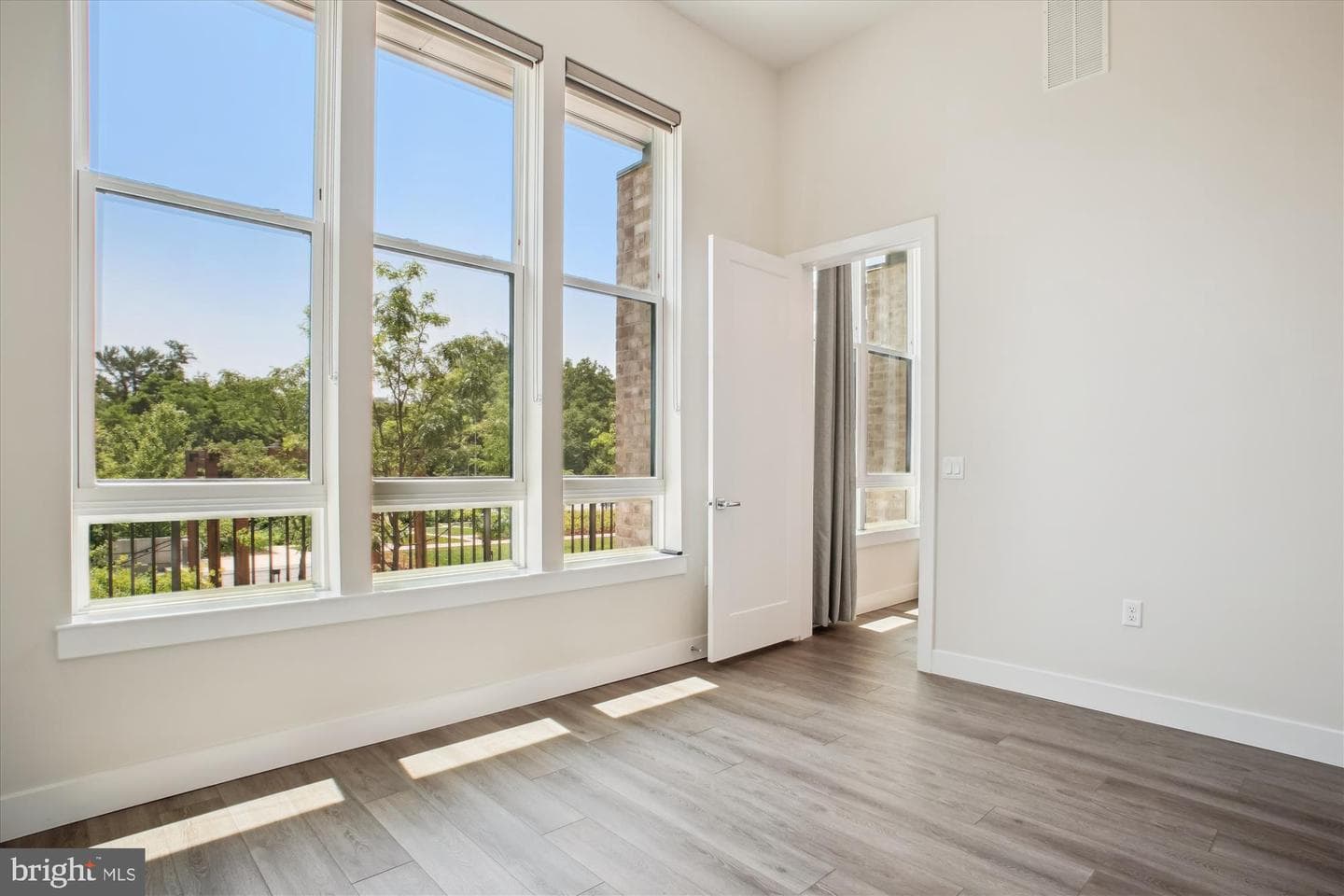 1761 Old Meadow Road #106 photo 16