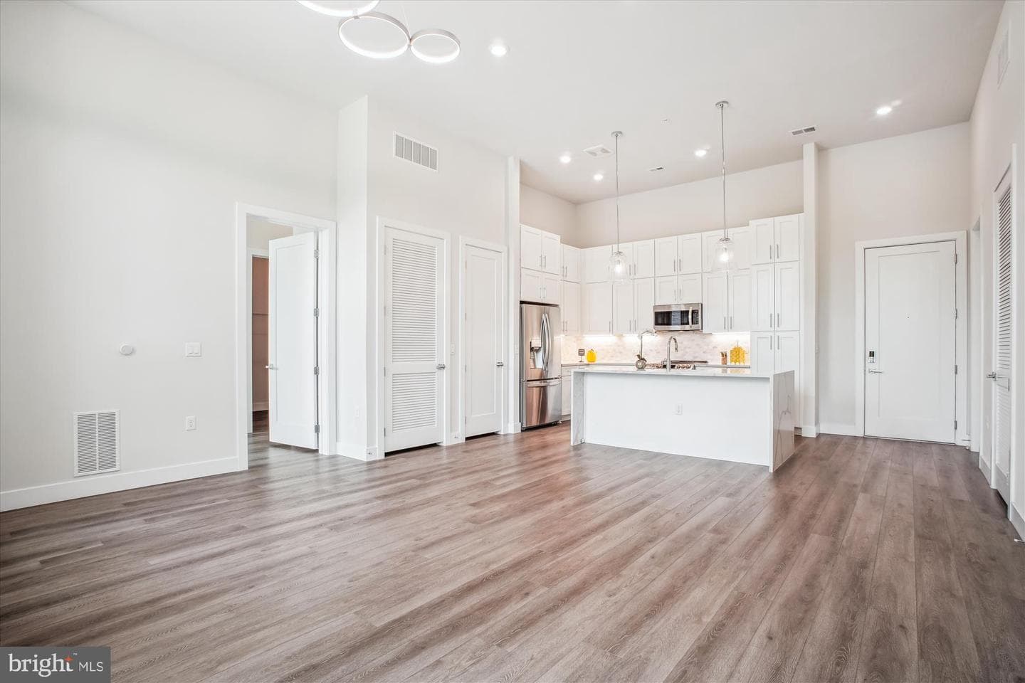 1761 Old Meadow Road #106 photo 7