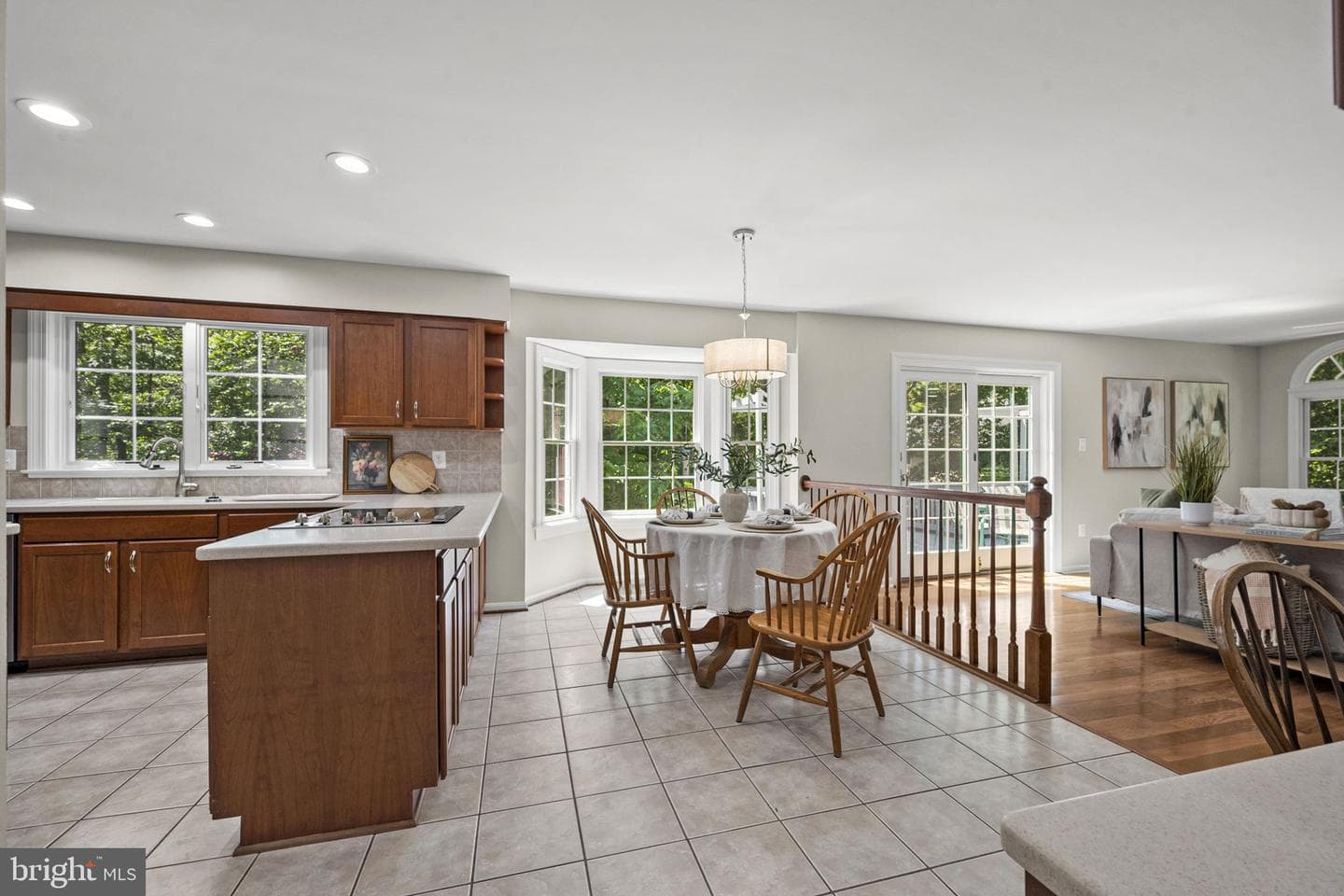 9127 Scott Street photo 36
