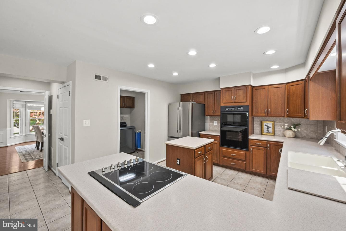9127 Scott Street photo 45
