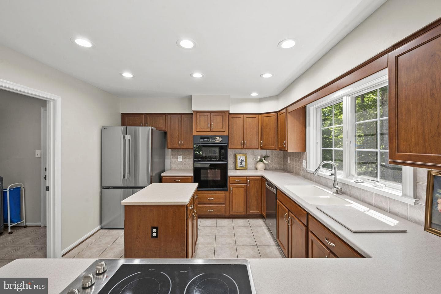 9127 Scott Street photo 46