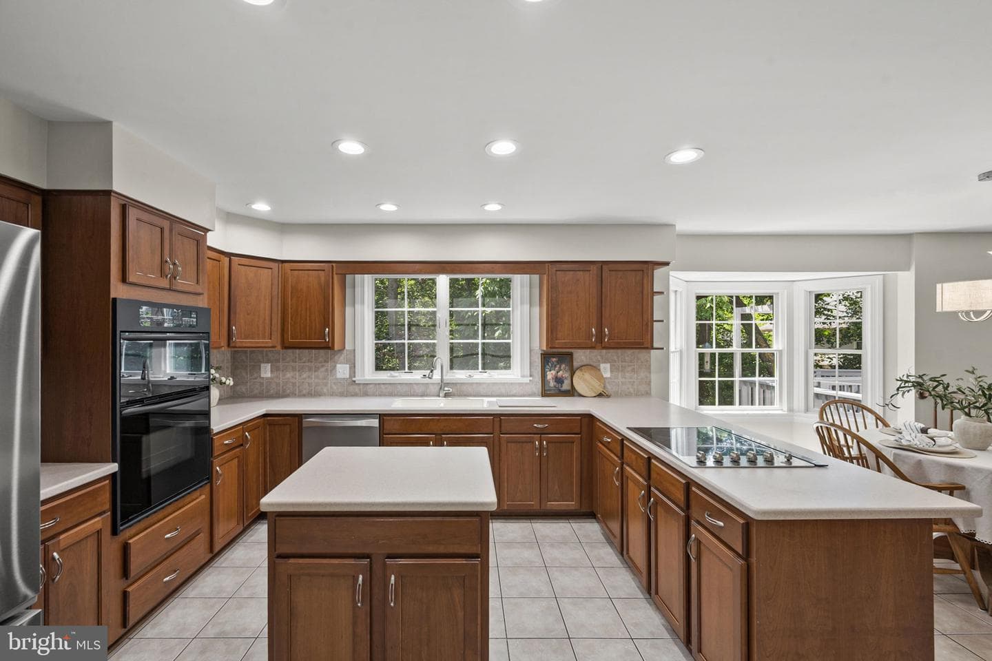 9127 Scott Street photo 48