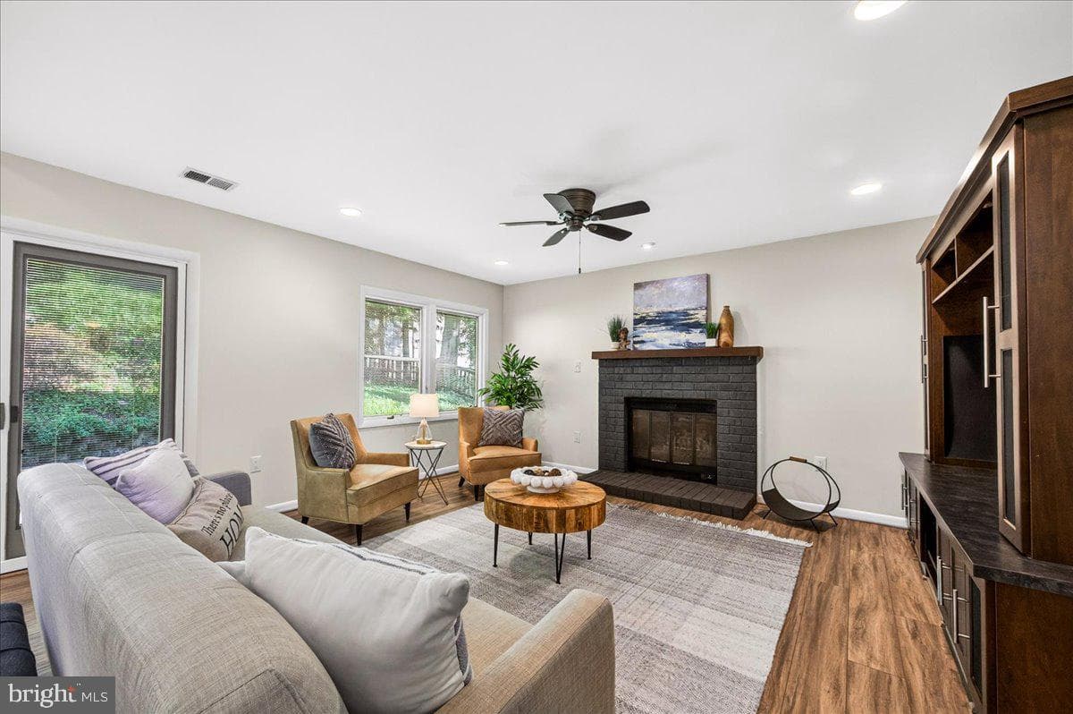 9013 Fort Craig Drive photo 18
