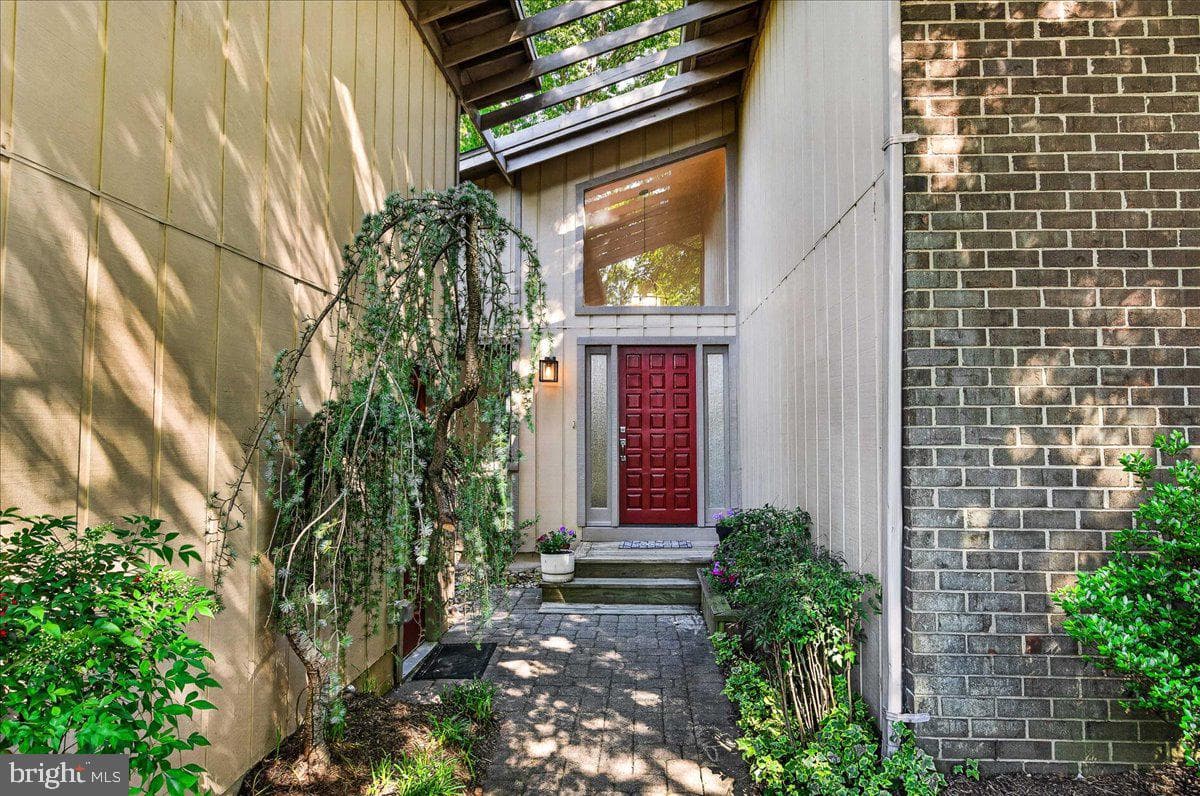9013 Fort Craig Drive photo 4