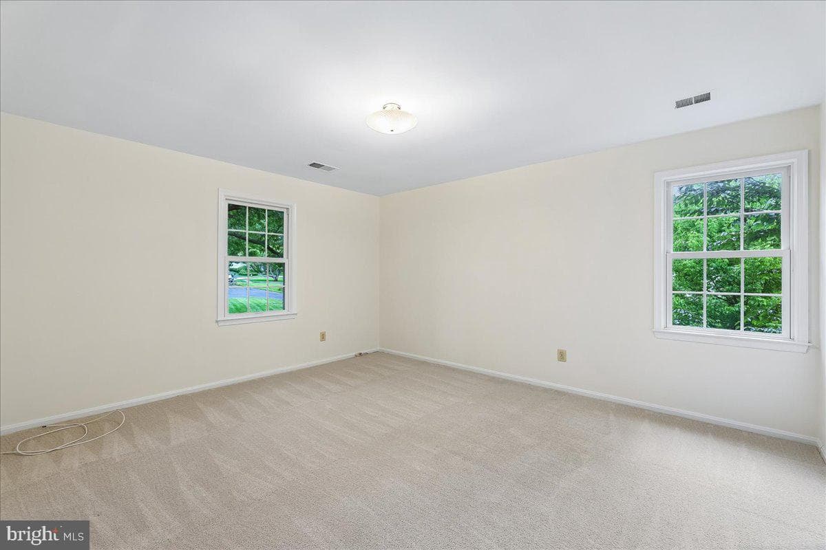 5032 King David Boulevard photo 18
