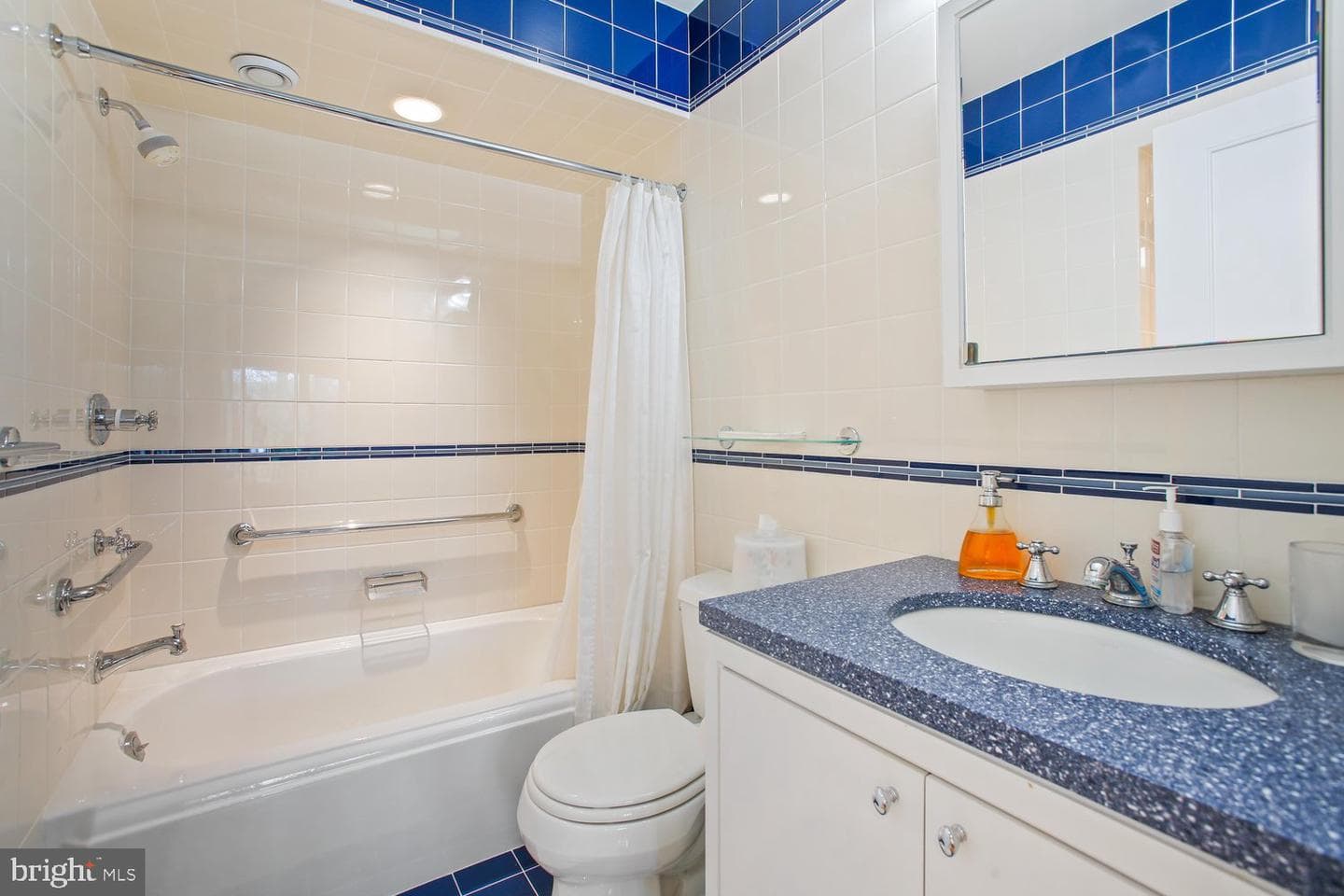 700 Belgrove Road photo 49